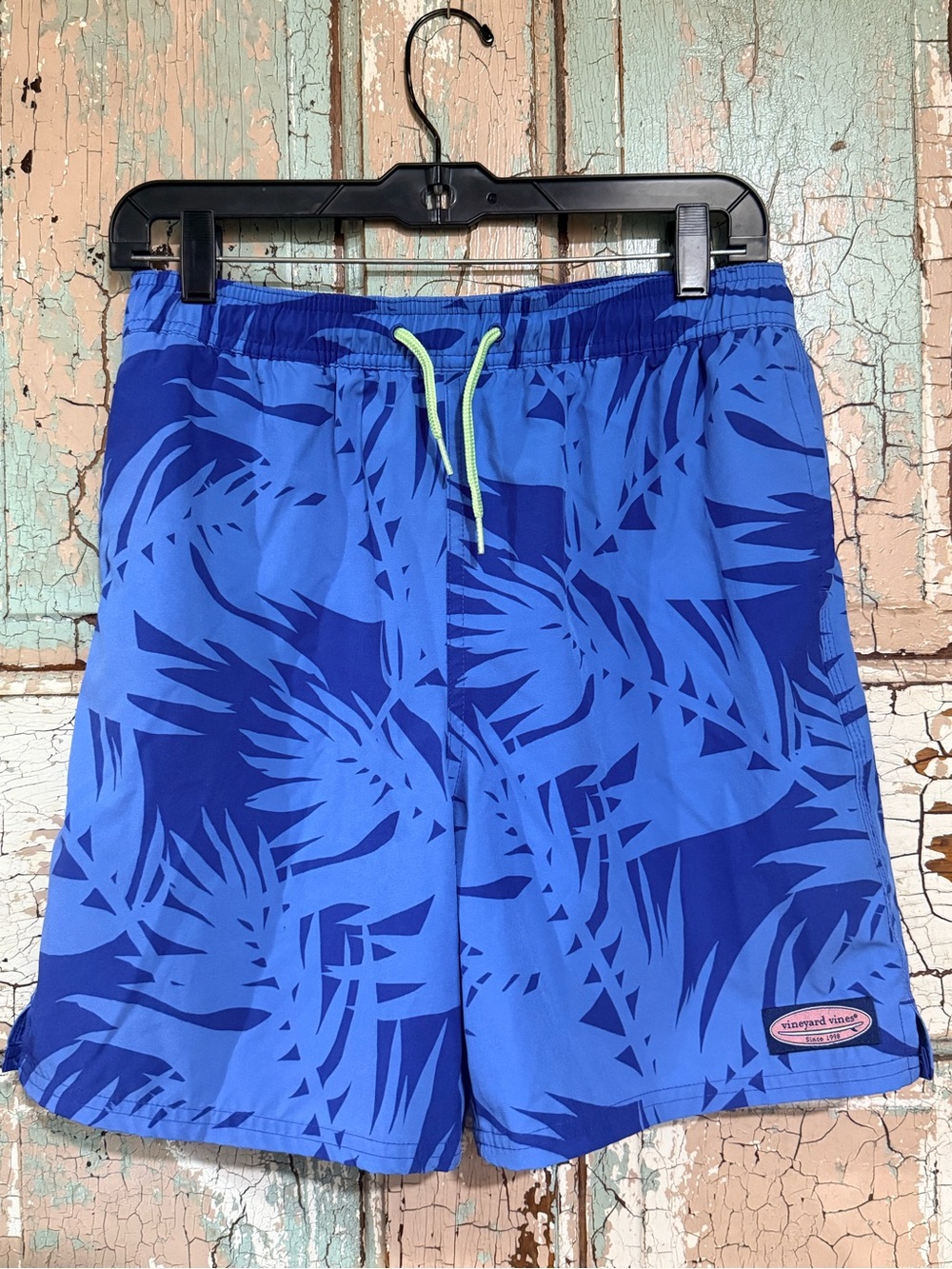 Vineyard Vines Boys XL 18 Chappy Swim Trunks Blue Tropical Palm